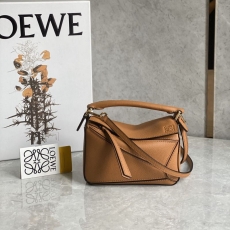 Loewe Puzzle Bags